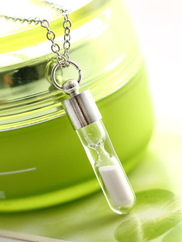 Creative Time Sandglass & Drift Bottle Design Pendant Necklace, Glow in The Dark Necklace for Party, Daily Clothing Decor, Trendy All-match Jewelry for Birthday Gift