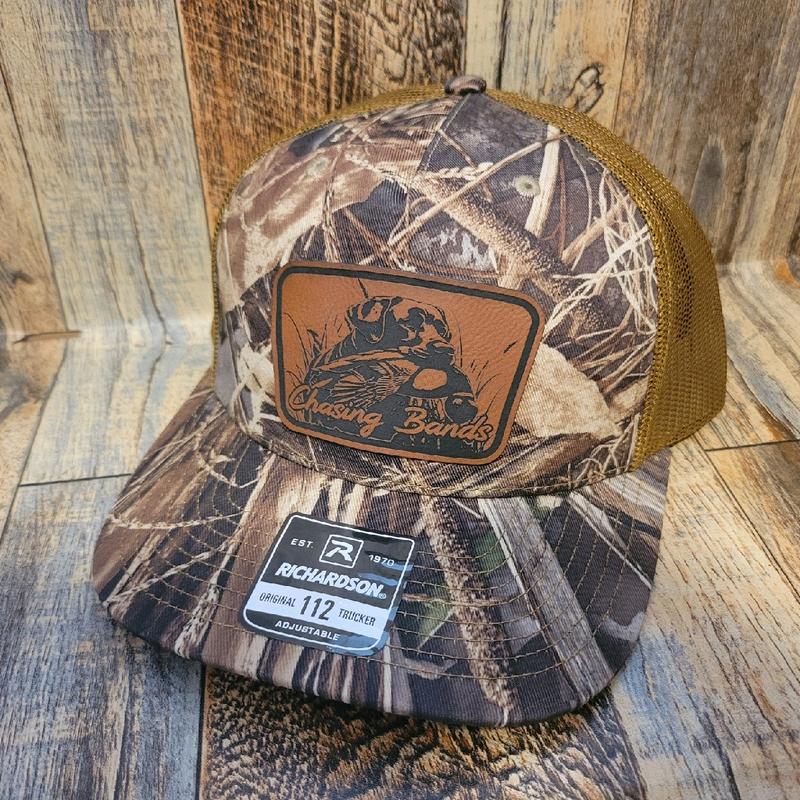 Chasing Bands duck hunting hat lab