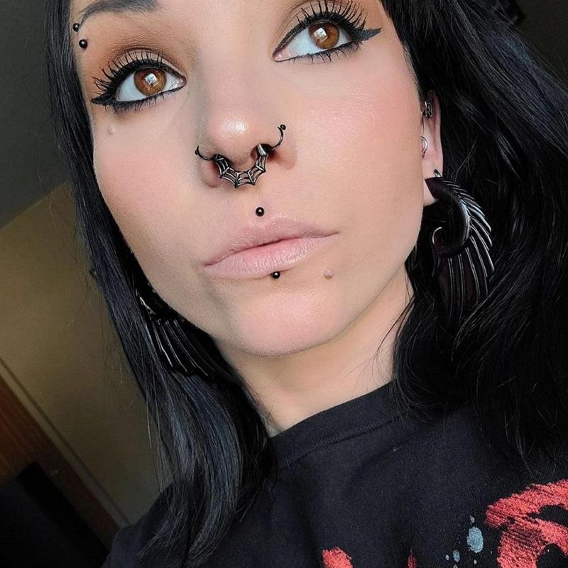 16G Spider Web Hinged Segment Septum Ring