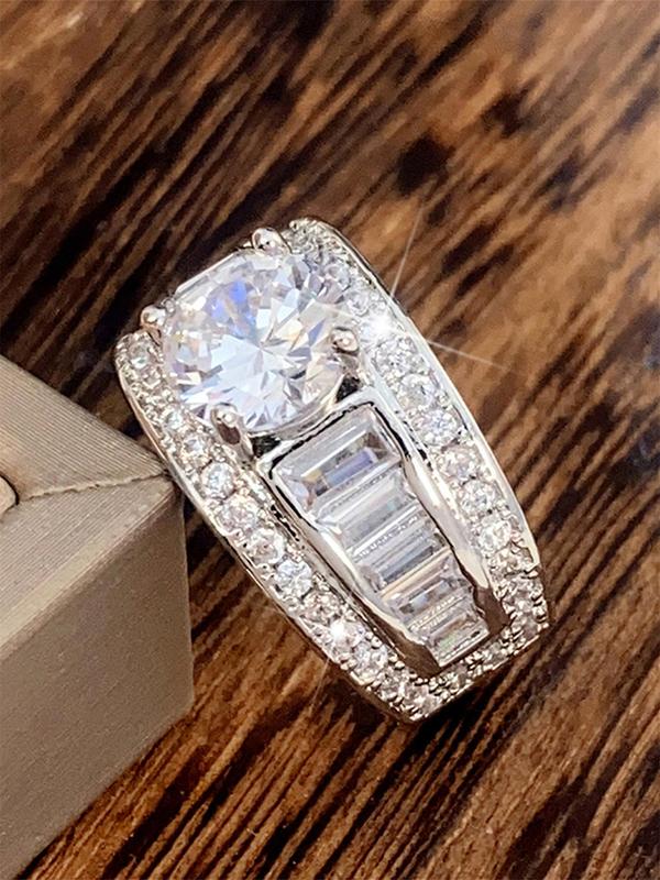 Women's Elegant Rhinestone Decor Wedding Ring, Trendy Exquisite Engagement Ring, Chic Luxury Jewelry As Gift for Girlfriend