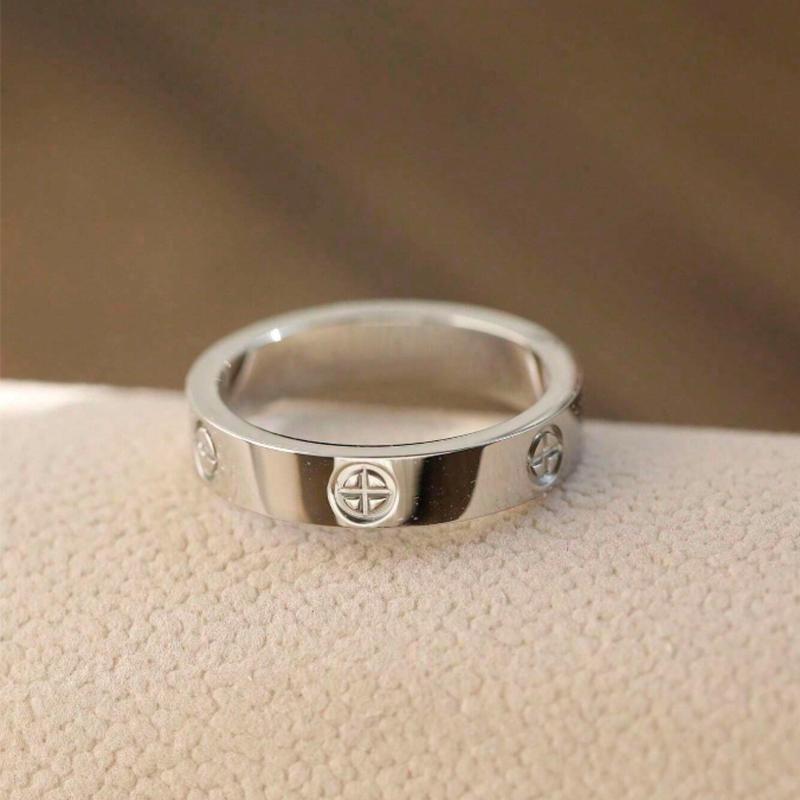 Fashionable Minimalist Stainless Steel LOVE Ring, Delicate Couple Ring For Men & Women, Suitable For Daily Wear