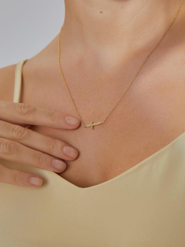 Women's Minimalist Cross Pendant Necklace, Casual Clavicle Chain Necklace for Girls, Trendy Dainty Jewelry Accessories for Party and Daily Life, Gift for Friends