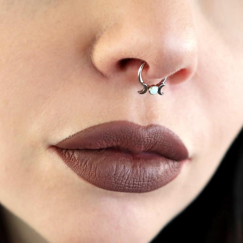 Oufer 16G Moon Phase Hinged Segment Septum Ring Hoop