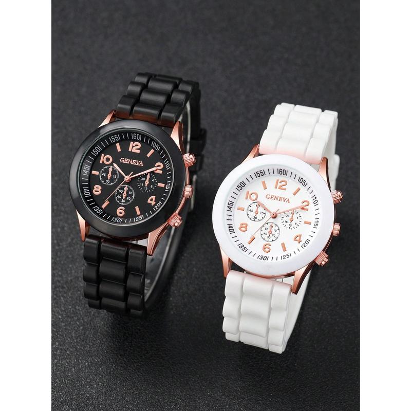 Fashion New Style 4pcs Set Couple's Fashionable and Concise Digitally Indexed Dial Quartz Wristwatch + Heart Shaped Beaded Bracelet Set As A Gift for Students Returning To School