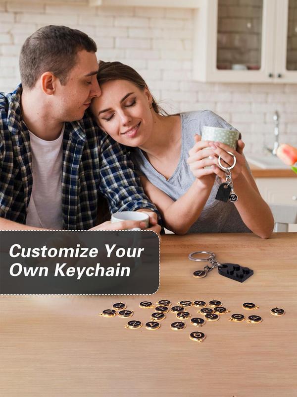 Couples Keychain Set with 26 Letters Charms, 1 Set Matching Couple Heart Keychain for Boyfriend Girlfriend, Trendy All-match & Exquisite Keychain for Gift for Back To School Wear