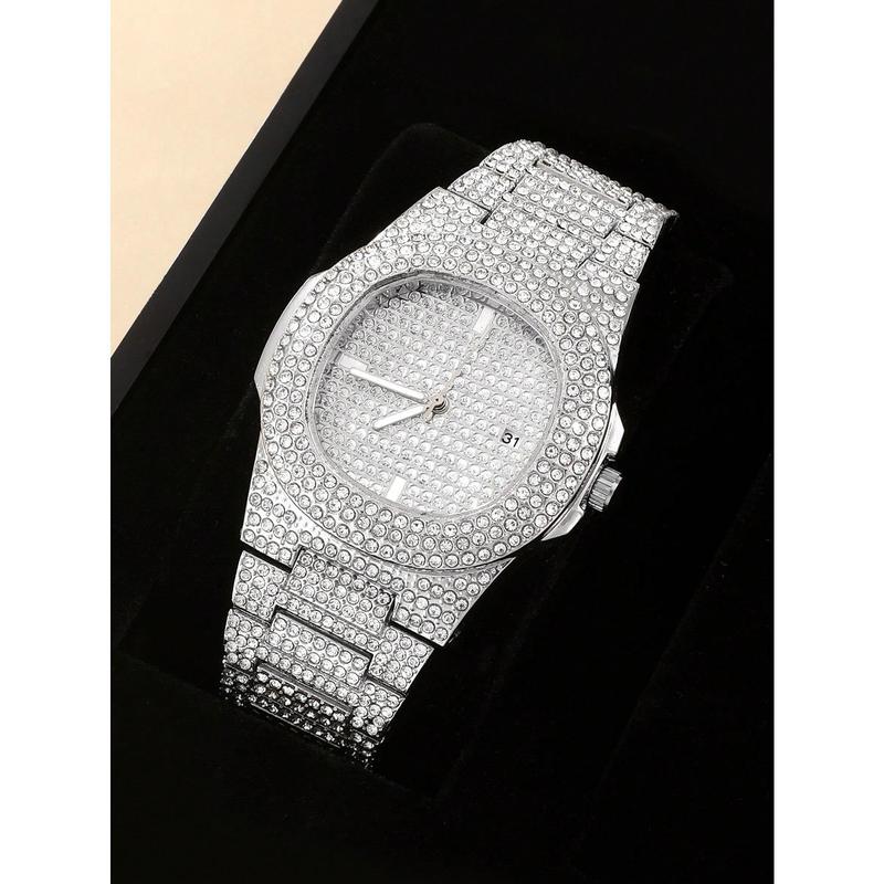 Men Rhinestone Decor Round Pointer Date Quartz Watch