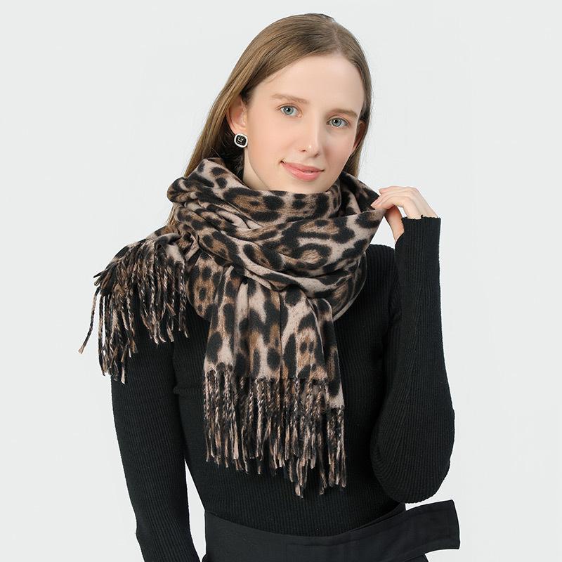 2024 fall and winter new leopard print scarf female warm hundred cozy fashion faux cashmere shawl scandinavian shawl