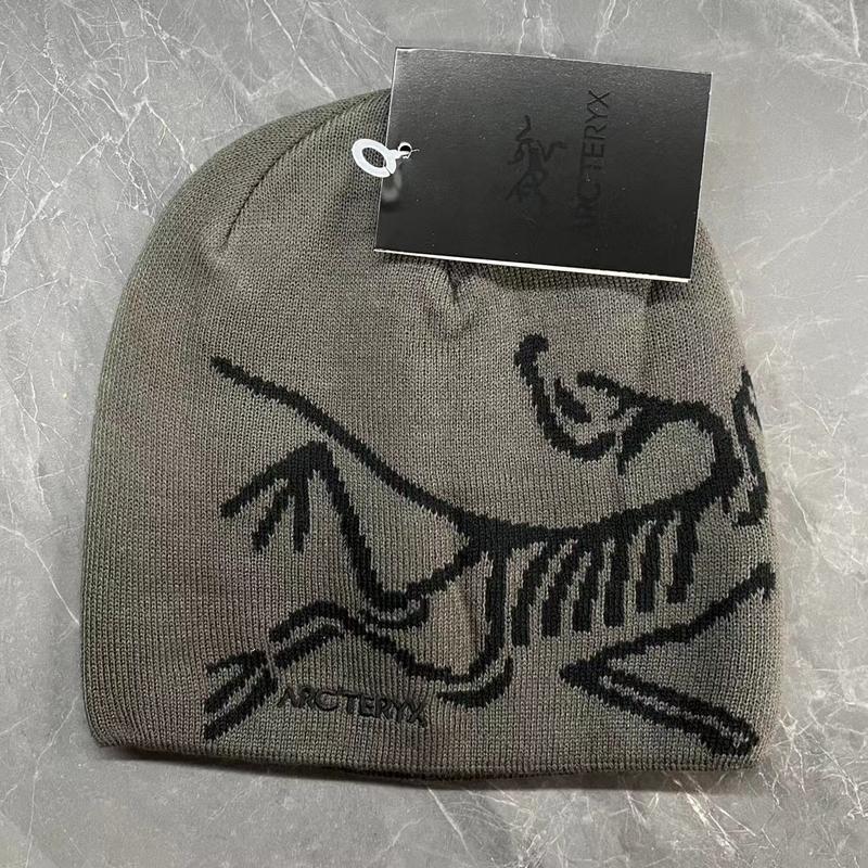 New Arcteryx Bird Head Black Toque Beanie Orca black Merino wool hat for winter casual Occasion