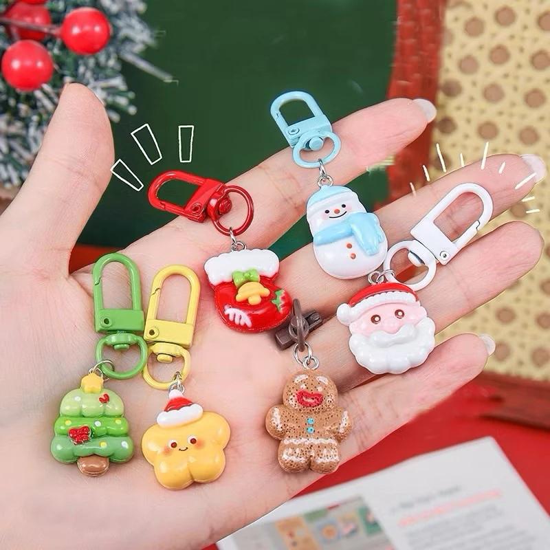 Random Adorable Mini Christmas Keychains – Cute & Festive Holiday Gifts for Everyone!